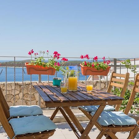 Apartmani Ad Hvar ฮวาร์ ภายนอก รูปภาพ